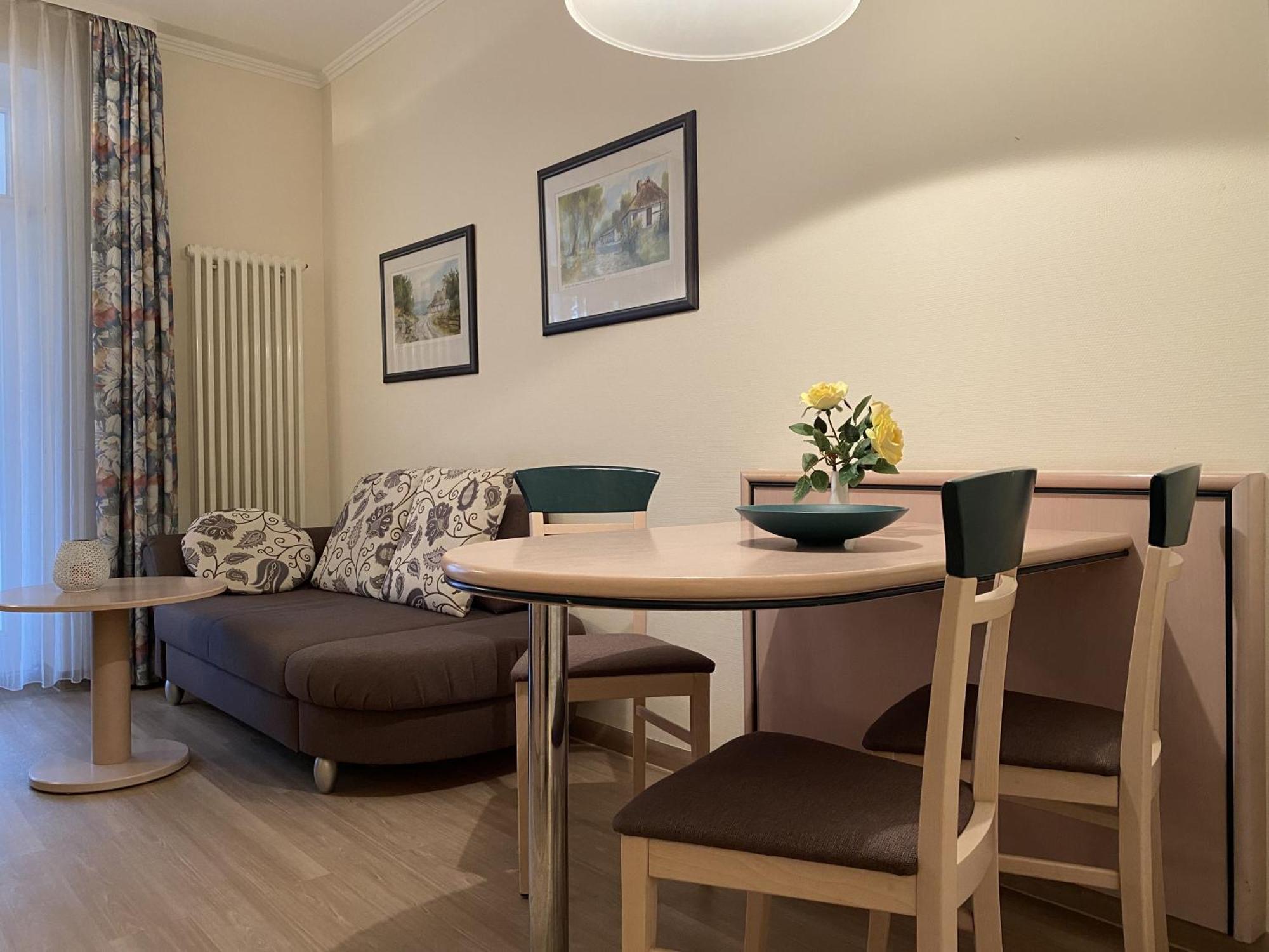 Ferienwohnung Ostseeblick In Der Villa Seeadler Остзебад Бинц Екстериор снимка